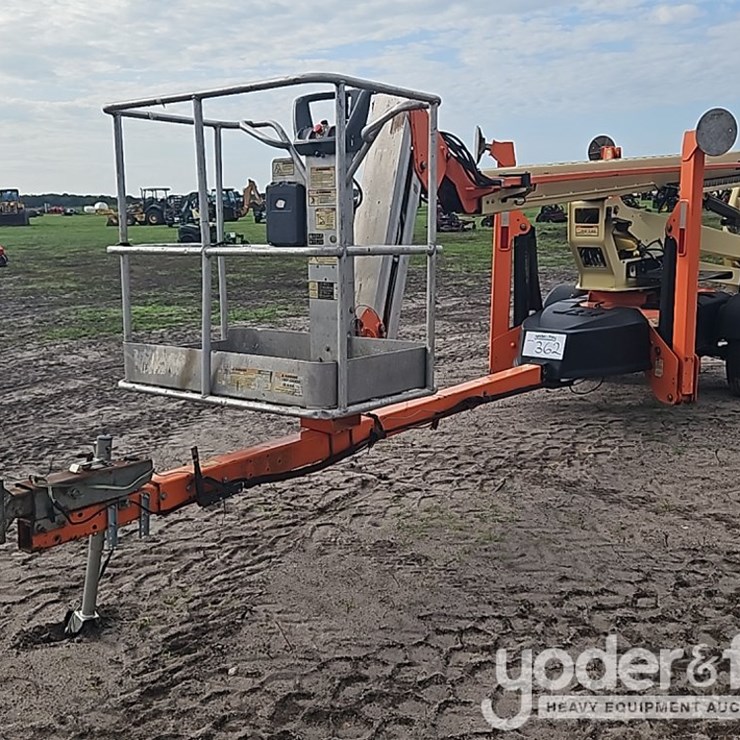 2018 JLG T500J