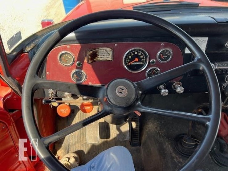 1972-international-s1600-image-44