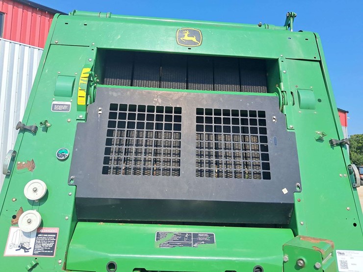 john-deere-854-image-12