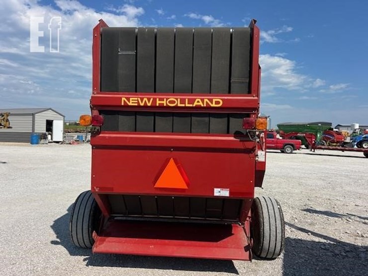 new-holland-688-image-5