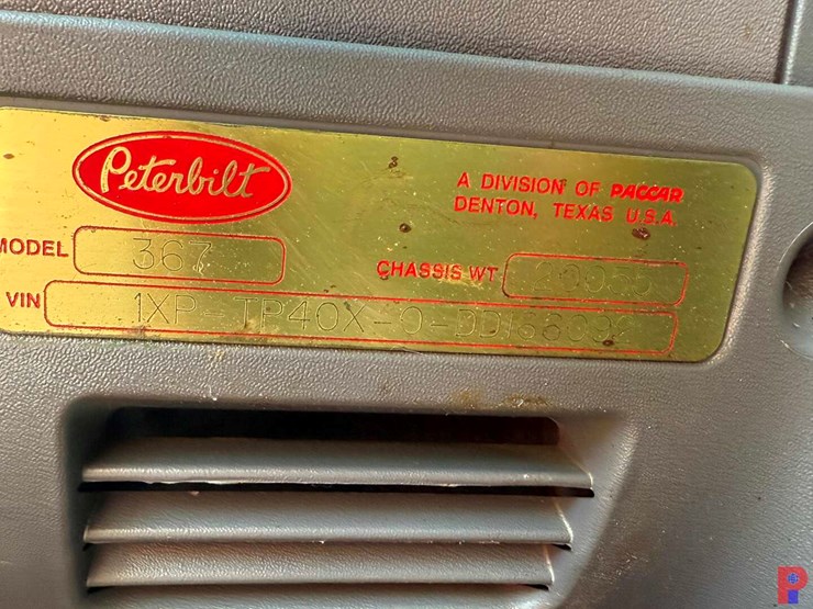 2013-peterbilt-367-image-6