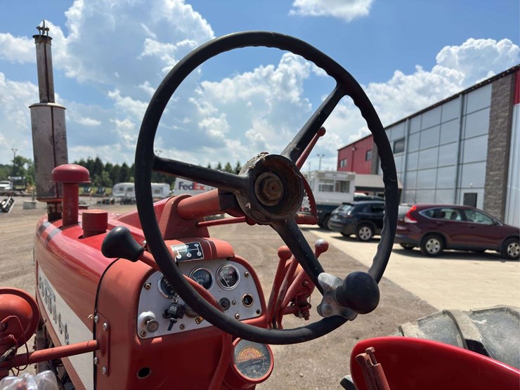 mccormick-farm-all-450-2wd-tractor-image-27