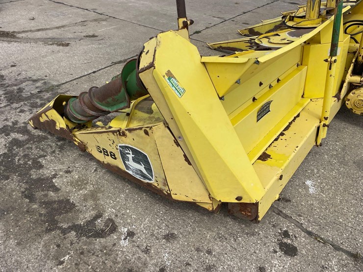 john-deere-688-image-5