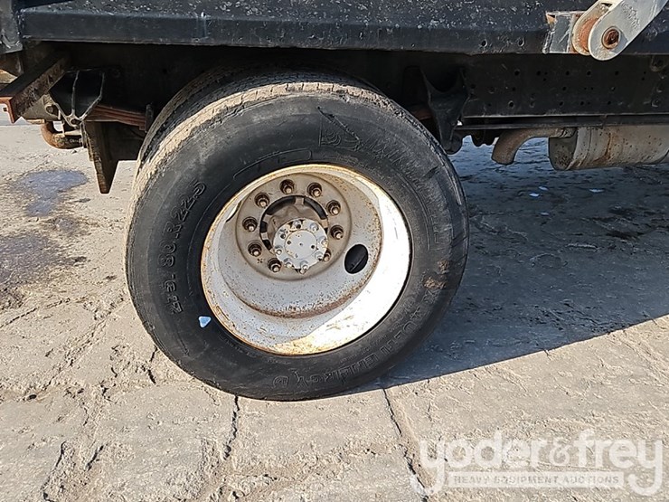 2006-international-durastar-4300-image-8