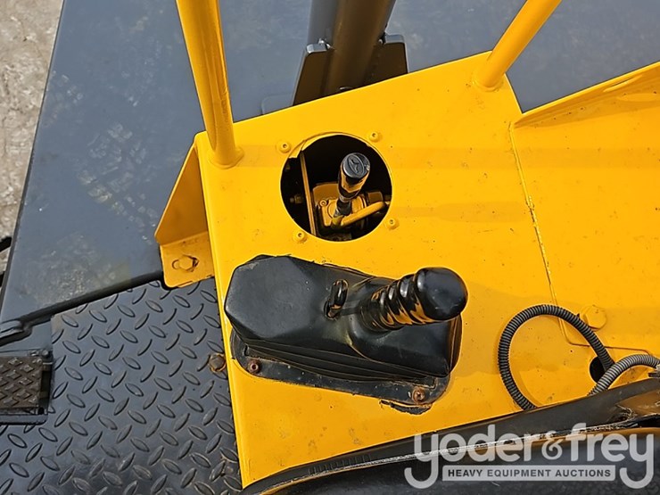 2015-terex-ta6-image-32