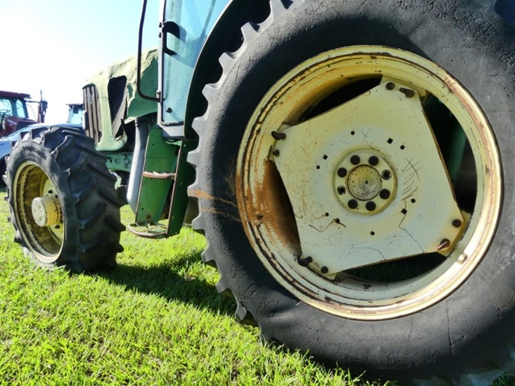 john-deere-6420-image-6