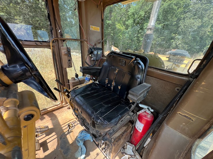 caterpillar-140g-image-59
