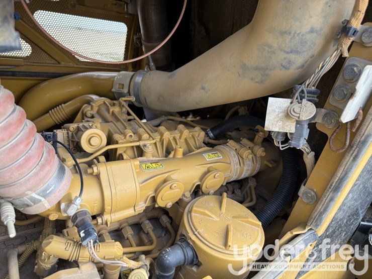 2015-caterpillar-d6n-xl-image-26