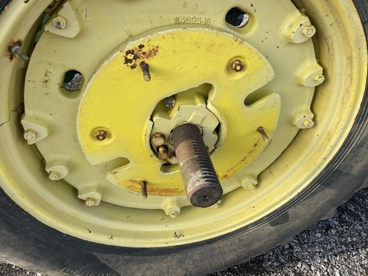 1972-john-deere-4320-image-18
