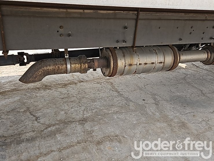 2015-international-durastar-4300-image-19