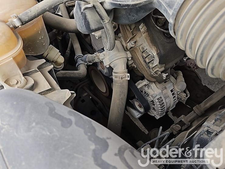 2016-ford-f150-image-21
