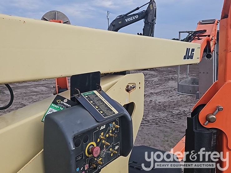 2018-jlg-t500j-image-25