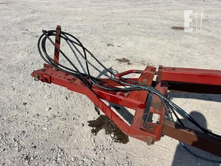 case-ih-4300-image-36