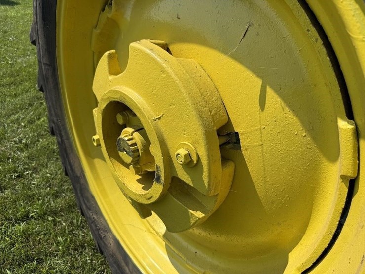 john-deere-a-image-7