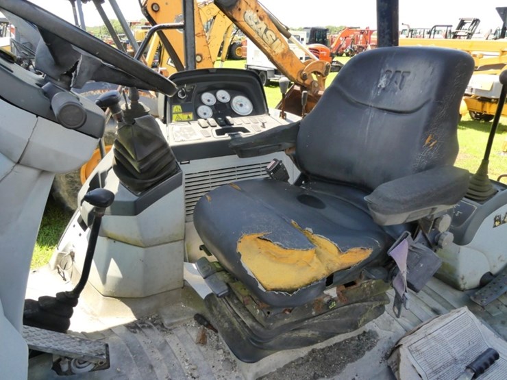caterpillar-416e-image-15