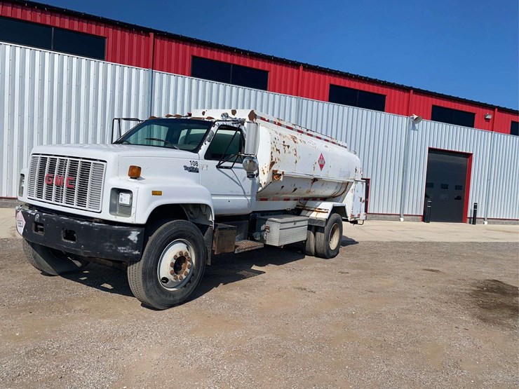 1994-gmc-c7h-s/a-bulk-fuel-truck-image-2