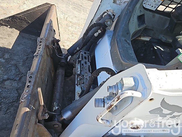 2018-bobcat-t590-image-15