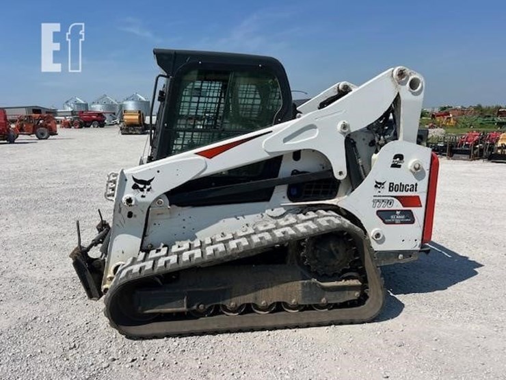 2023-bobcat-t770-image-2