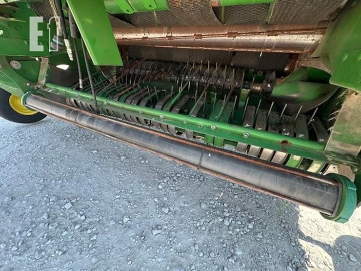 2019-john-deere-560m-image-10