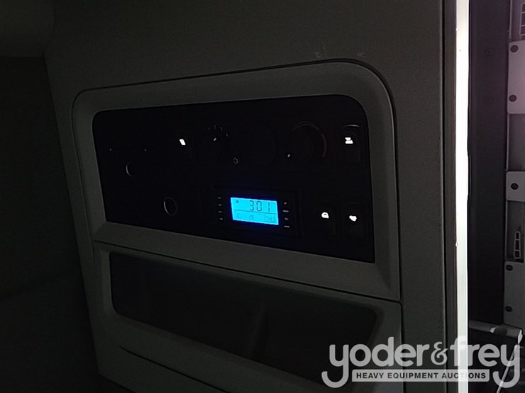 2018-kenworth-t680-image-40
