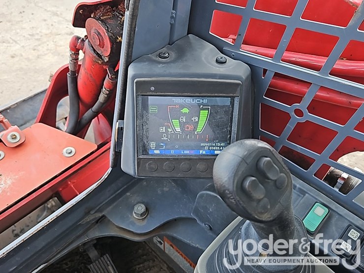 2021-takeuchi-tl8r2-image-31
