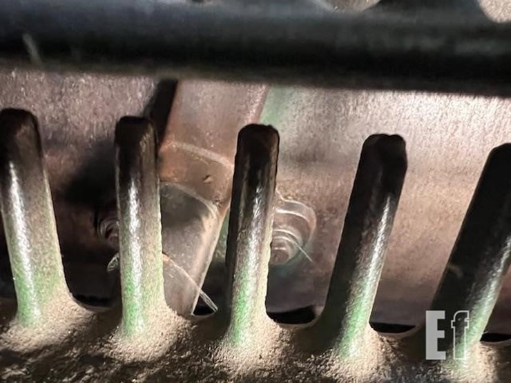 2014-john-deere-s670-image-44