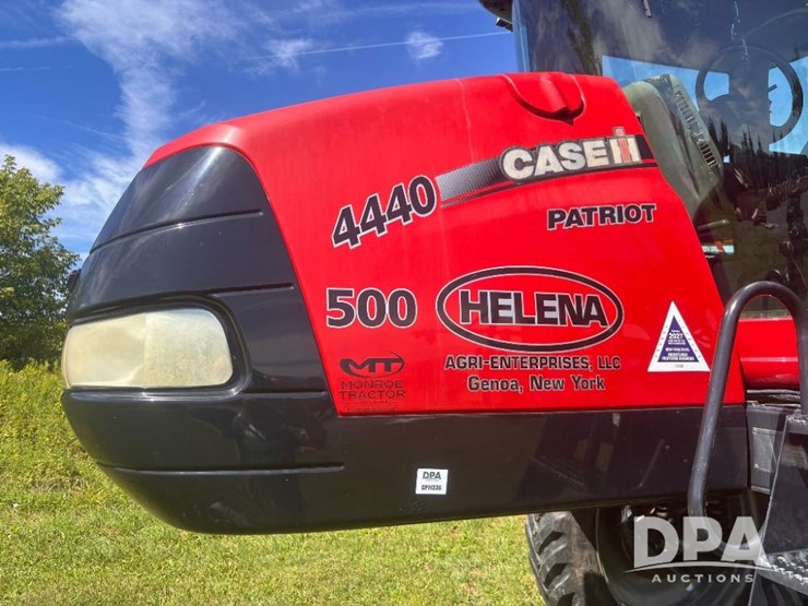 2019-case-ih-patriot-4440-image-30