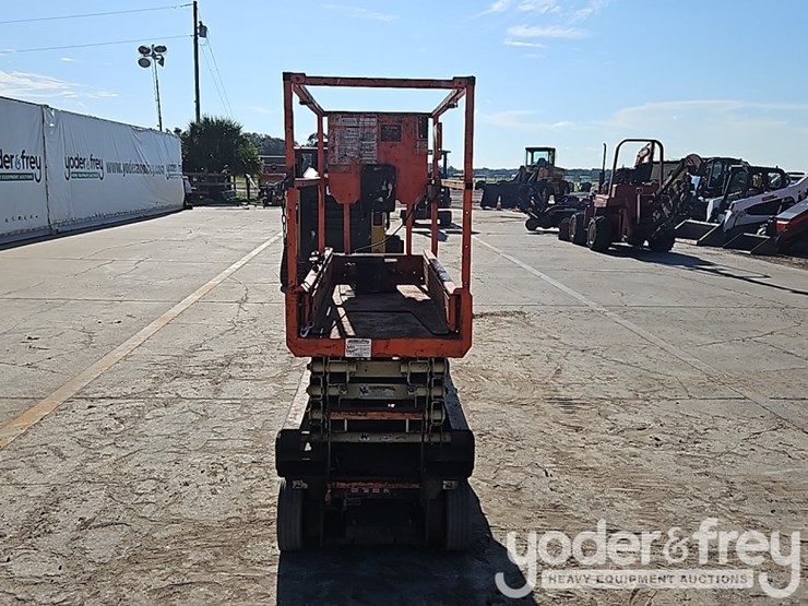 jlg-1932r-image-8