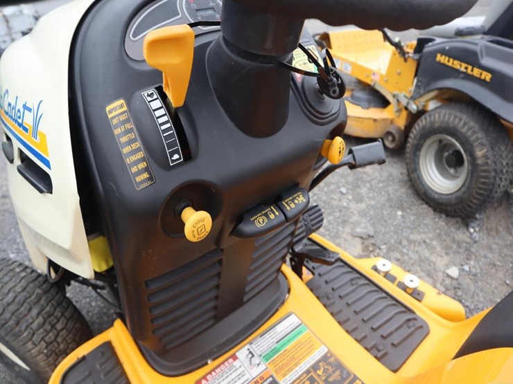 cub-cadet-lt1042-image-17