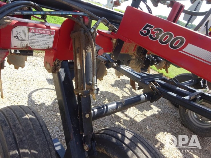 case-ih-5300-image-49