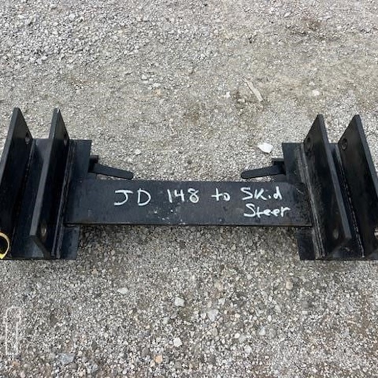 JOHN DEERE 148