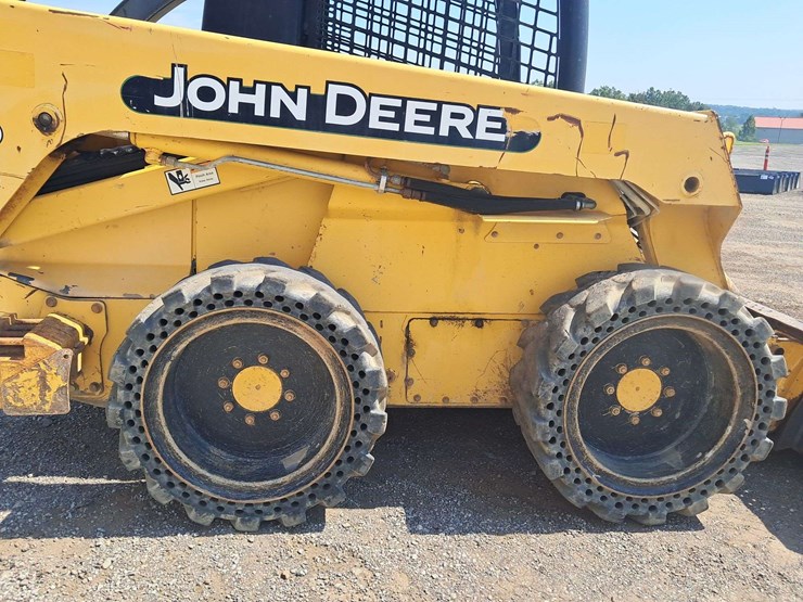 2003-john-deere-260-image-6