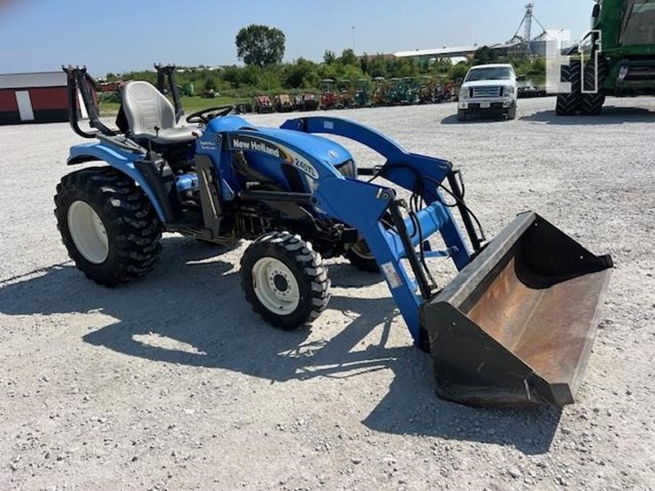 2008-new-holland-t2220-image-7