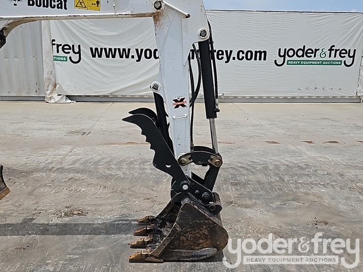 2019-bobcat-e35-image-17