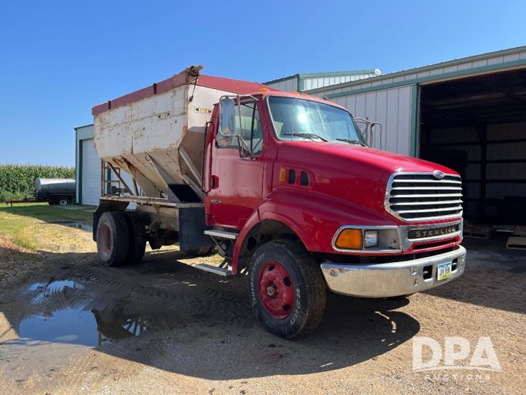 2001-sterling-l8500-image-5