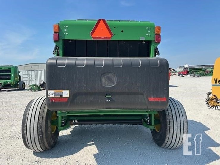2019-john-deere-560m-image-4