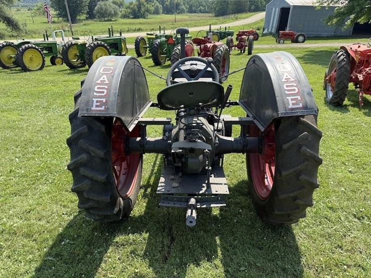 case-cc-tractor-image-5