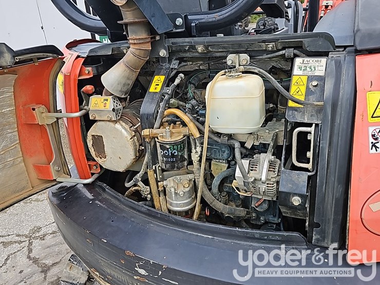 2019-kubota-kx040-4-image-30