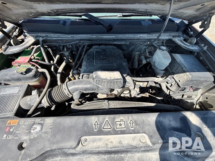 2013-chevrolet-silverado-2500-lt-image-48
