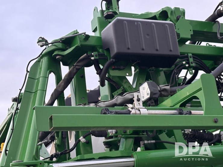 2023-john-deere-612r-image-98