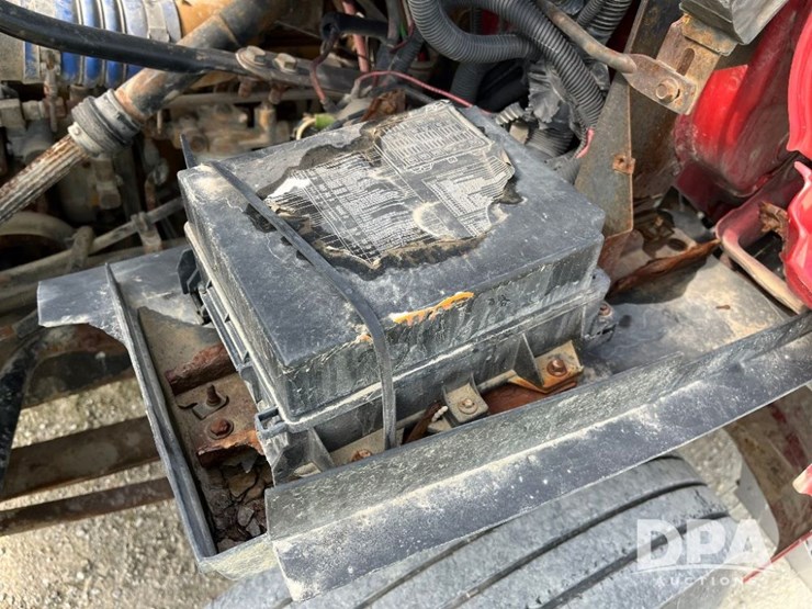 2006-caterpillar-c13-image-83