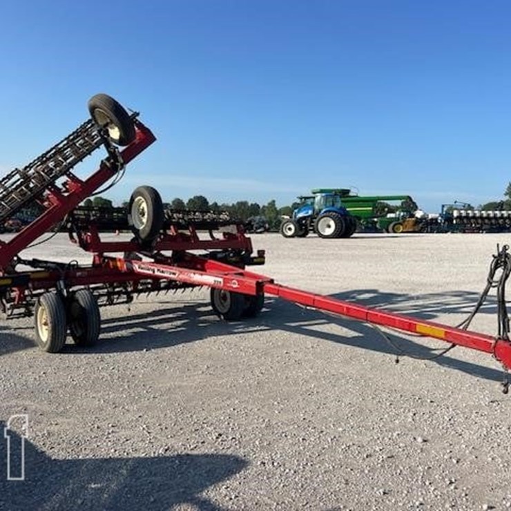 UNVERFERTH ROLLING HARROW 225