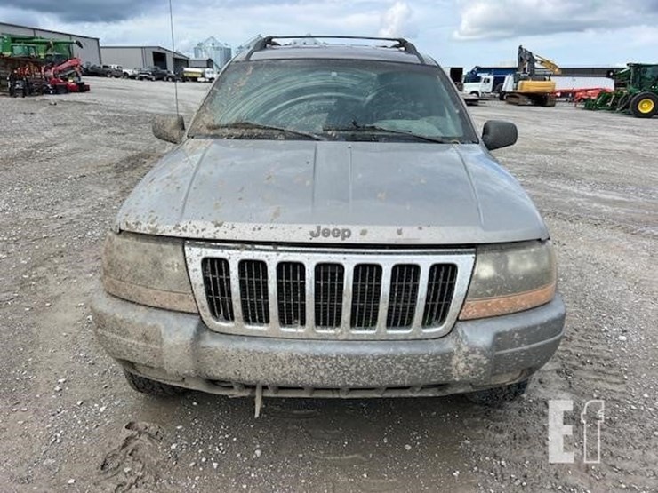 2001-jeep-grand-cherokee-laredo-image-10
