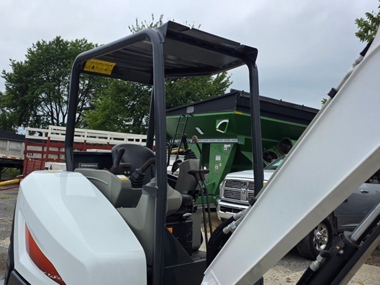 2019-bobcat-e35i-image-30
