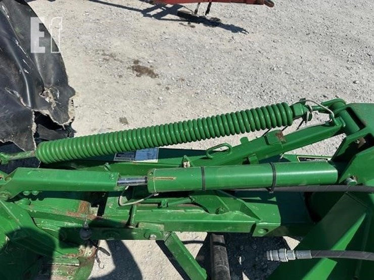 2010-john-deere-285-image-10
