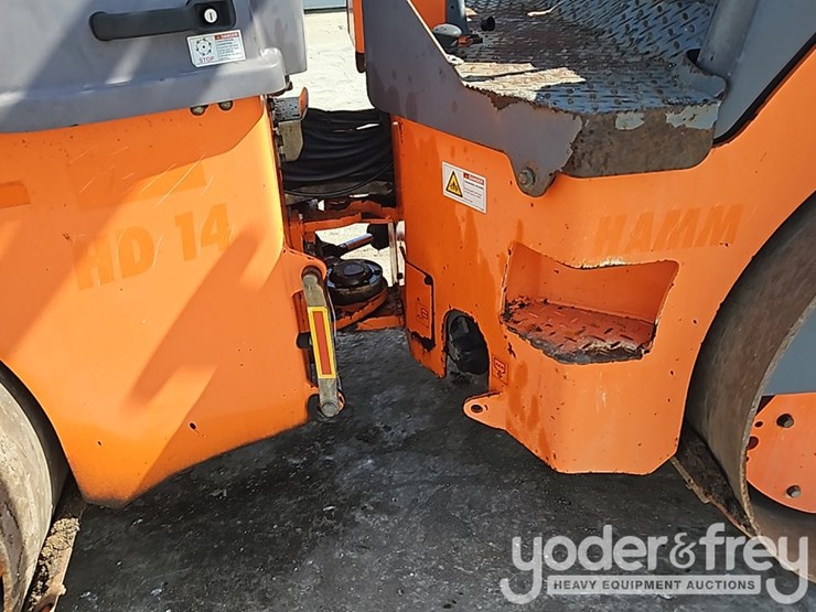 2010-hamm-hd14vv-image-13