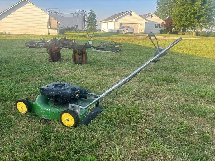 john-deere-la-image-2
