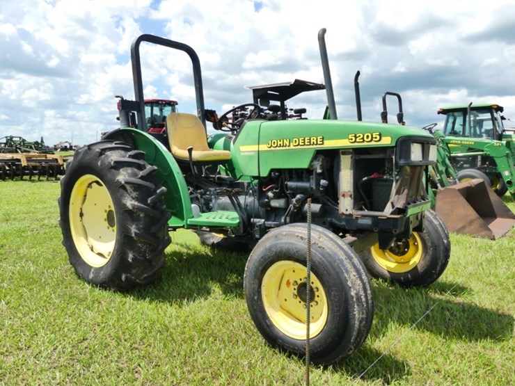 2001-john-deere-5205-image-1