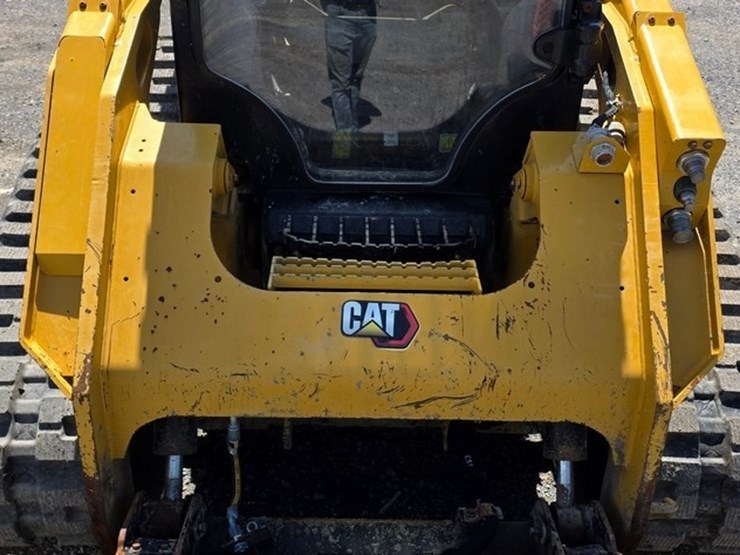 2021-caterpillar-289d3-image-32