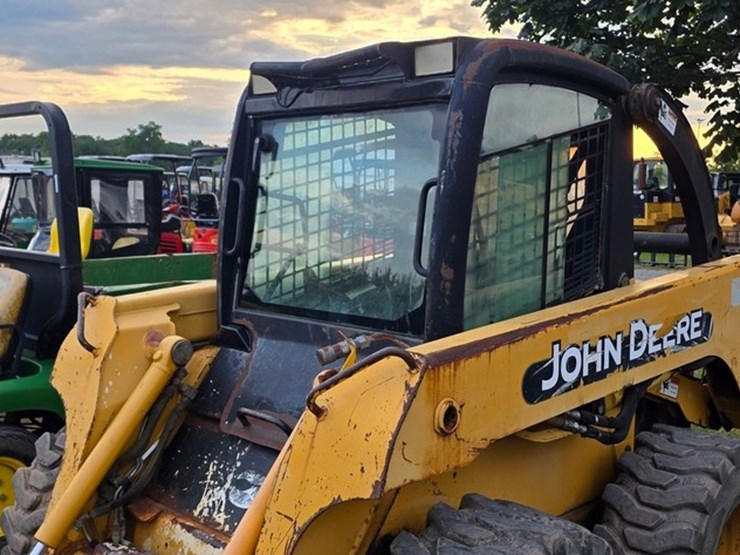 john-deere-250-image-27